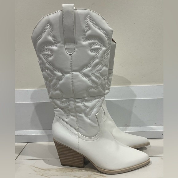 Women’s Faux Leather Knee High Cow Boy Boots sz 8 - Picture 5 of 9